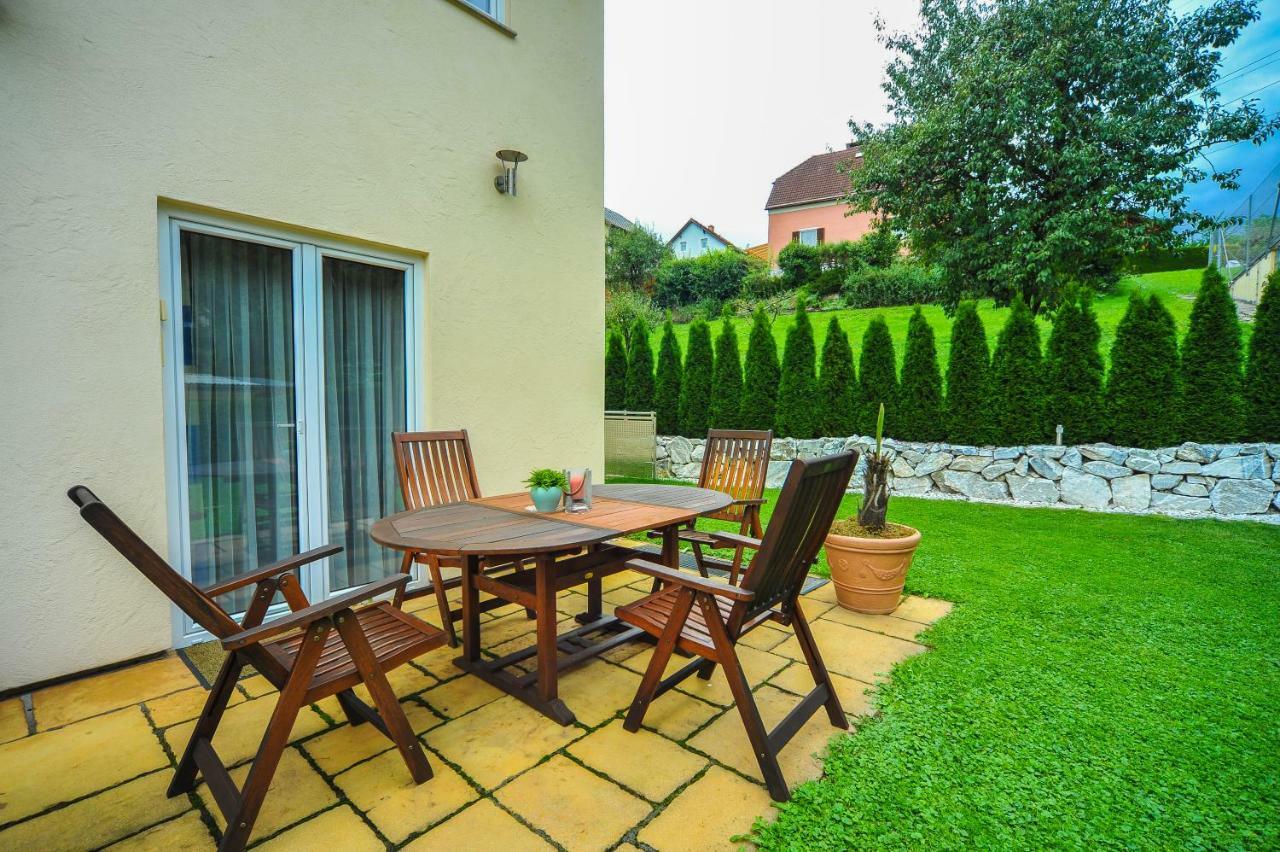 Ferienwohnung Regina Sankt Peter-Freienstein Exterior foto